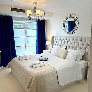 Two Double Bedroom Duplex Flat Apartment London